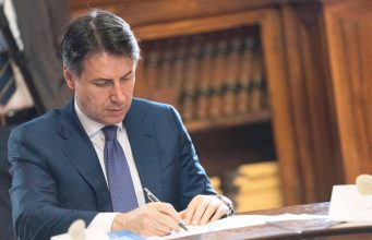 Conte riceve un nuovo mandato per formare il governo Conte