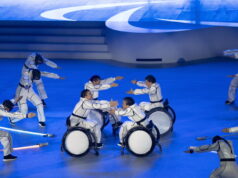 A Cortina la cerimonia di chiusura delle Paralimpiadi. Meloni assente causa meteo