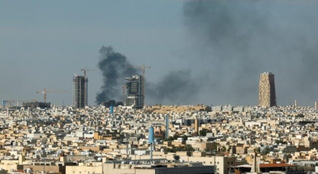 Raid iraniano su una base americana in Arabia Saudita, dieci militari feriti