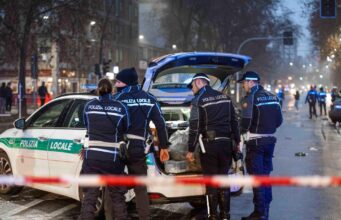 Schianto auto-moto a Milano, morti due ventenni