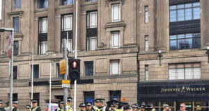 Panico ad Edimburgo, accoltellate due persone. Preso l’aggressore