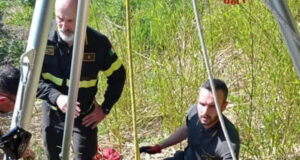 Salvata dai Vigili del Fuoco la donna caduta in un pozzo a Roma, trasportata in ospedale