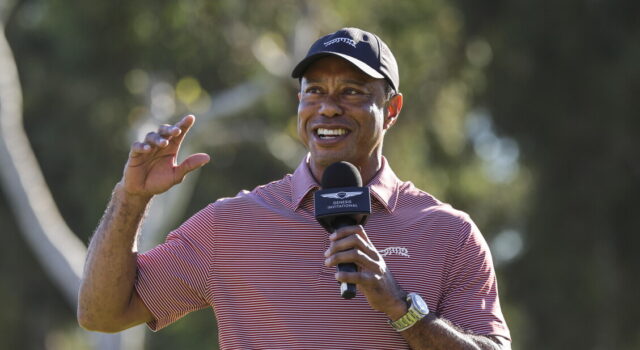 Tiger Woods si ‘prende una pausa’ dal golf per andare in rehab
