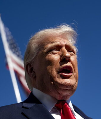 Trump attacca Papa Leone: ‘È un debole ed è pessimo sulla politica estera’