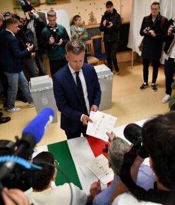 Elezioni in Ungheria, affluenza record: alle 15 arriva al 66%