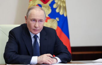 Da Putin il cessate il fuoco di due giorni per la Pasqua ortodossa. Zelensky: ‘Lo rispetteremo’