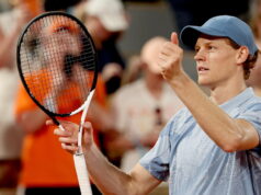 Roland Garros: esordio in discesa per Sinner, battuto Tabur 6-1, 6-3, 6-4. Avanzano Arnaldi e Darderi