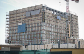 Schiavi per costruire il consolato Usa, fermato il manager di Caddell
