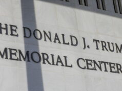 ‘Via il nome dal Kennedy Center’, nuova batosta per The Donald