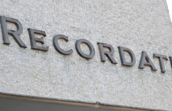 Cvc e Gbl lanciano l’opa su Recordati da 10,7 miliardi