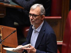 Giachetti si incatena in Aula, ‘qui finché non si sblocca Vigilanza Rai’