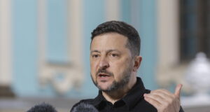 Ucraina: i Volenterosi e Zelensky a Londra, Trump si sfila dal negoziato