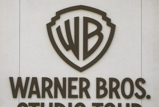 Via libera a Paramount sull’acquisizione di Warner Bros