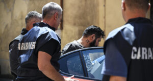 Quattro arresti per l’attentato a Ranucci, caccia ai mandanti