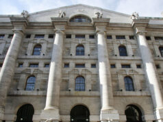 La Borsa di Milano spinta dal risiko supera la soglia dei 51.000 punti