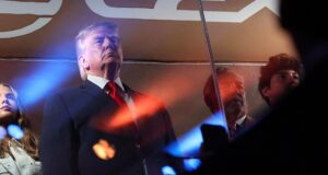 Trump accolto da pesanti fischi al Madison Square Garden