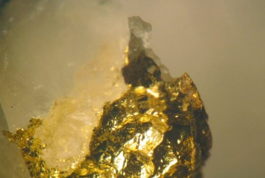 L’impatto di un meteorite potrebbe aver fatto piovere oro sull’Australia