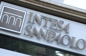 Intesa irrompe nel risiko, offerta da 30,6 miliardi per Mps