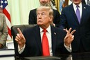 Iran, Trump: ‘C’è l’intesa, verso la firma nel weekend in Europa’. E ferma i raid