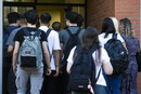 Maturità, oggi al via la seconda prova scritta. Al classico un testo di Quintiliano per la versione di latino. Allo scientifico lo studio del livello di un lago ed una funzione
