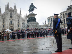 2 giugno, la cerimonia dell’alzabandiera a Milano e a Torino