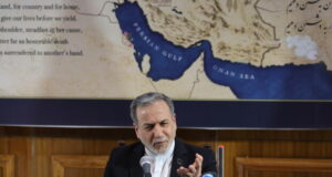Il Pakistan: ‘C’è un testo comune Iran-Usa’. Voci sulla firma domenica a Ginevra