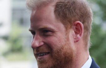 Harry a Londra per una visita di 5 giorni nel Regno Unito. Lui e Elton John perdono la causa contro l’editore del Daily Mail