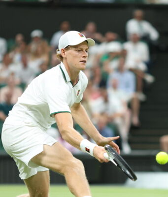 Wimbledon, Sinner batte Mochizuki e va ai quarti