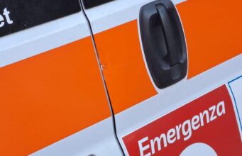 Uccide l’anziana moglie malata e si suicida a Bologna