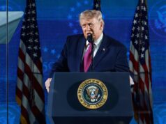 Trump, ‘identità Usa sotto nuovo attacco, non saremo mai un Paese comunista’