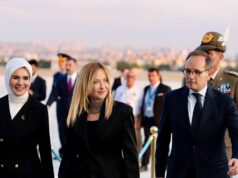 Meloni al tavolo con Trump ed Erdogan alla cena dei leader Nato. Tajani vede Rubio – LIVEBLOG