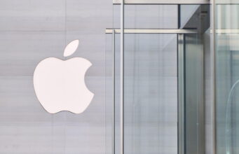 Scontro fra big, Apple fa causa a OpenAI per furto di segreti commerciali