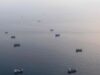 L’Iran colpisce le navi a Hormuz, gli Usa rispondono con nuovi attacchi sul Paese