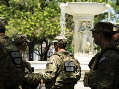 Trump all’attacco per il 4 luglio: ‘Identità minacciata, mai comunisti’