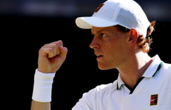 Sinner concede il bis, Wimbledon è ancora suo