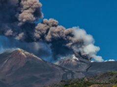 Nube di cenere sull’Etna, sospesi gli arrivi all’aeroporto di Catania