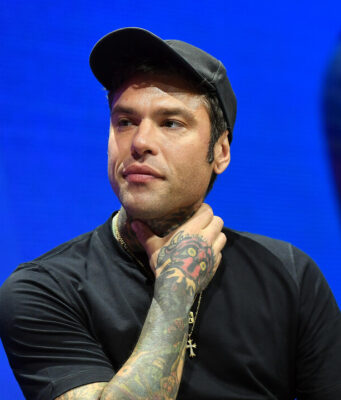Fedez in ospedale a Milano, in ambulanza al Fatebenefratelli
