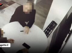 Spie per la Russia, ex 007 vendevano le informazioni a Mosca