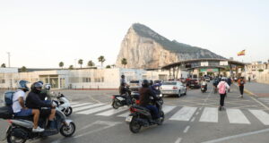 A Gibilterra cade l’ultimo muro dell’Europa Occidentale