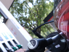 Carburanti, lo sconto di 17 centesimi sul gasolio prorogato al 25 agosto